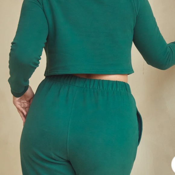 SWEATSHIRT BRAMI (CROP) - Picture 2 of 4